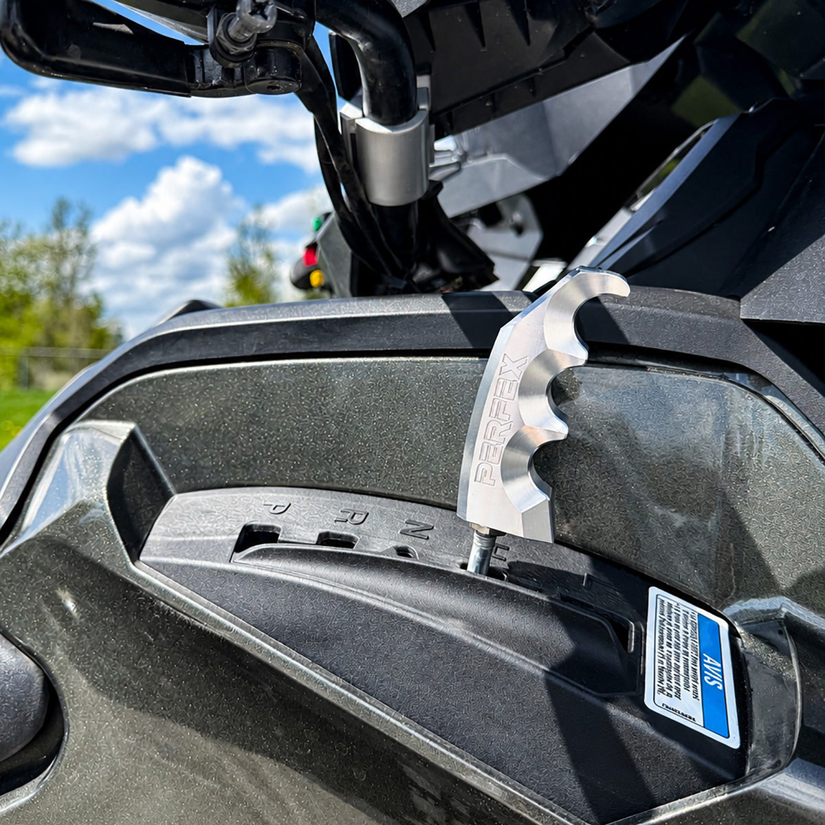 Can-Am Outlander 1000R gear shifter with PERFEX billet aluminum shift knob upgrade.